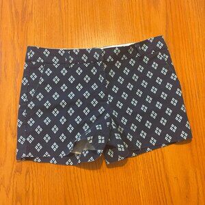 Kenar: Dark Blue Shorts with Diamond Pattern Design